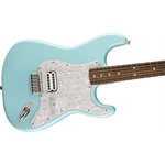 FENDER - Limited Edition Tom DeLonge Stratocaster®, Touche en palissandre - Daphne Blue