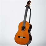 YAMAHA - GC32C GUITARE CLASSIQUE - TABLE EN cèdre massif - NATUREL