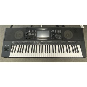 YAMAHA - PSR-SX900 - 61 NOTES - usagé
